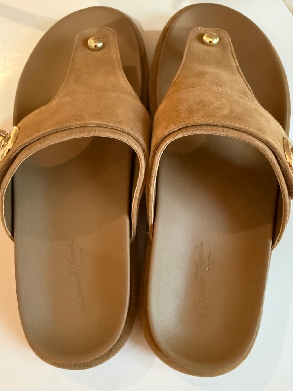Universal Threads Sandals - Picture 1 of 4